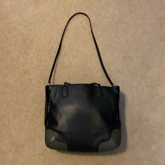 Coach Handbags - Coach bag EUC detachable crossbody strap.